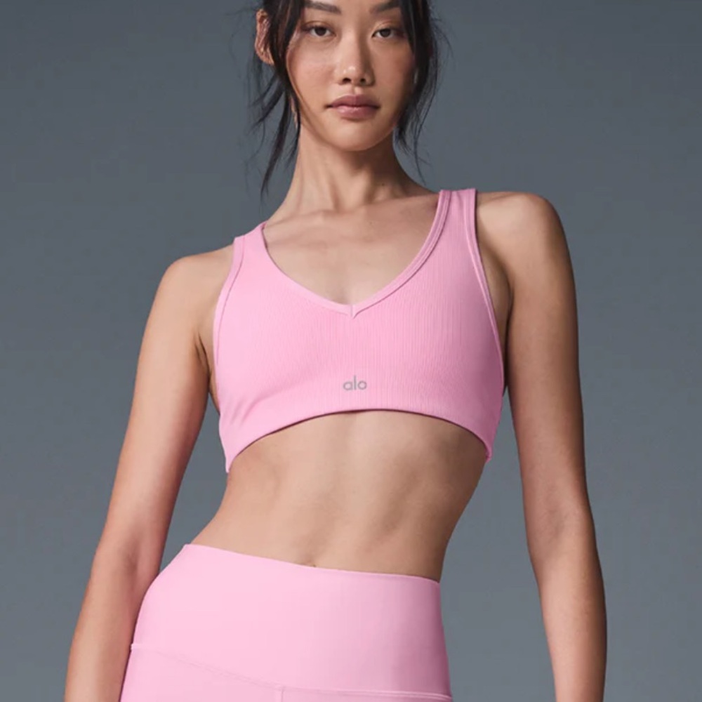 Alo Pink Ribbed Sports Bra size xs